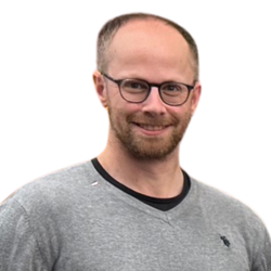 Portret van Peter, binnendienst verzekeringen bij Verhelder